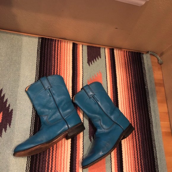 HYER Boot Co. | Leawood Robin Vintage broken in blue (turquoise) cowboy boots sz 8